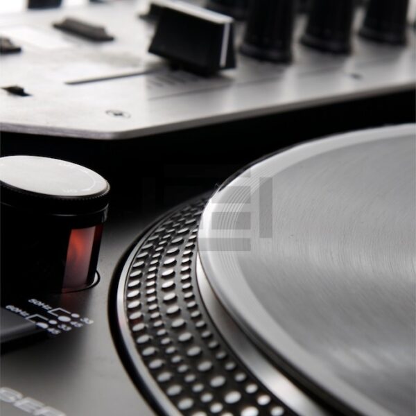 Turntable (4)